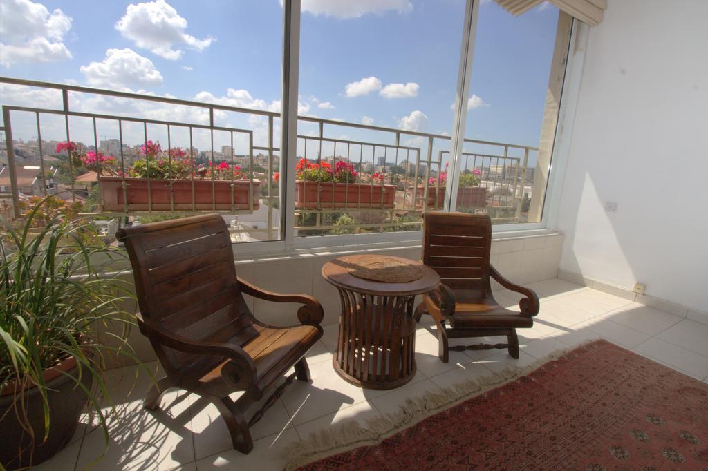 Kfar Saba View Apartment Phòng bức ảnh