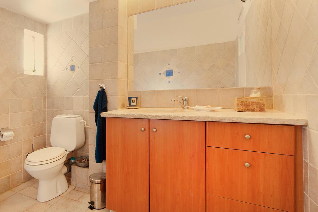Kfar Saba View Apartment Phòng bức ảnh