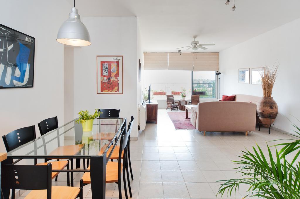 Kfar Saba View Apartment Phòng bức ảnh